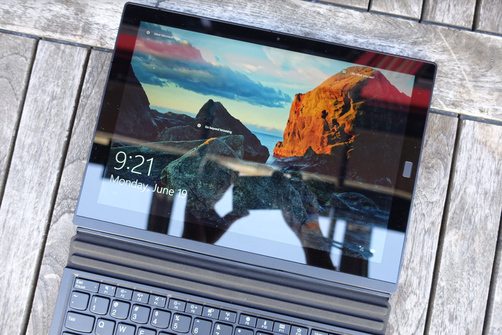 Lenovo ThinkPad X1 Tablet: An Expandable Business Slate